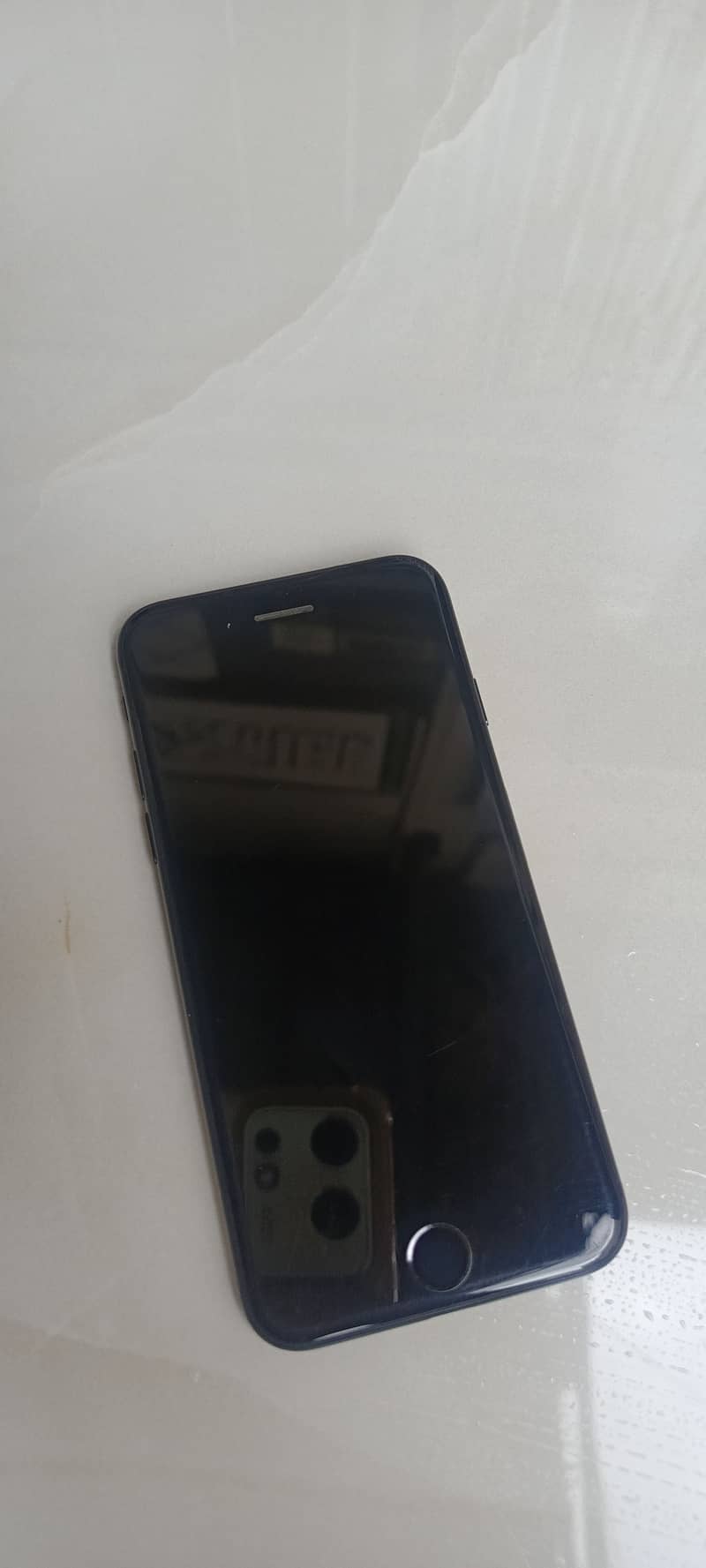 Apple iPhone 7 2