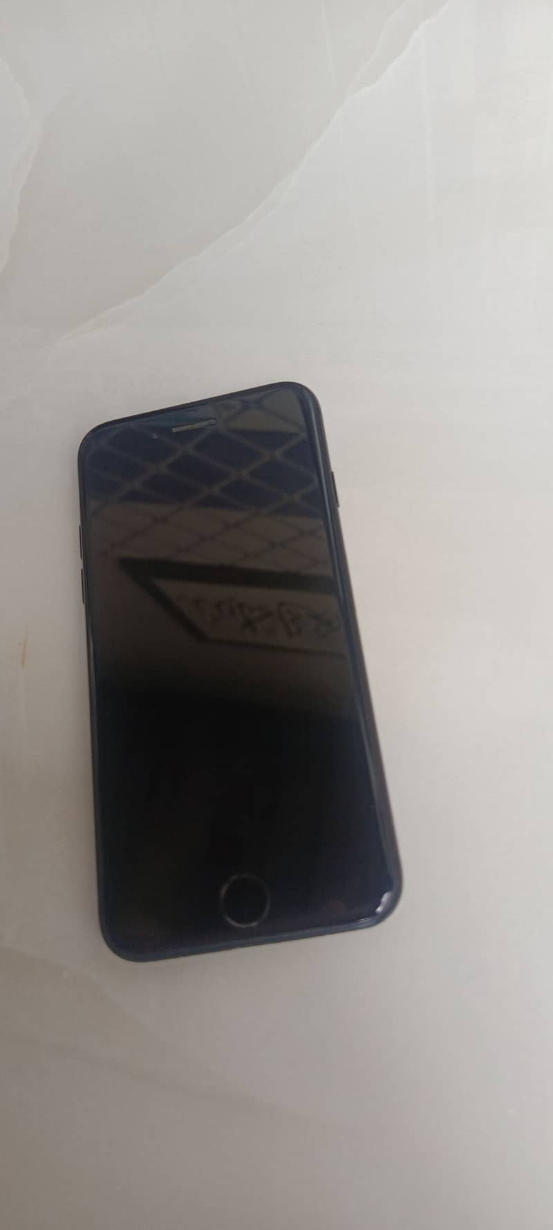 Apple iPhone 7 3