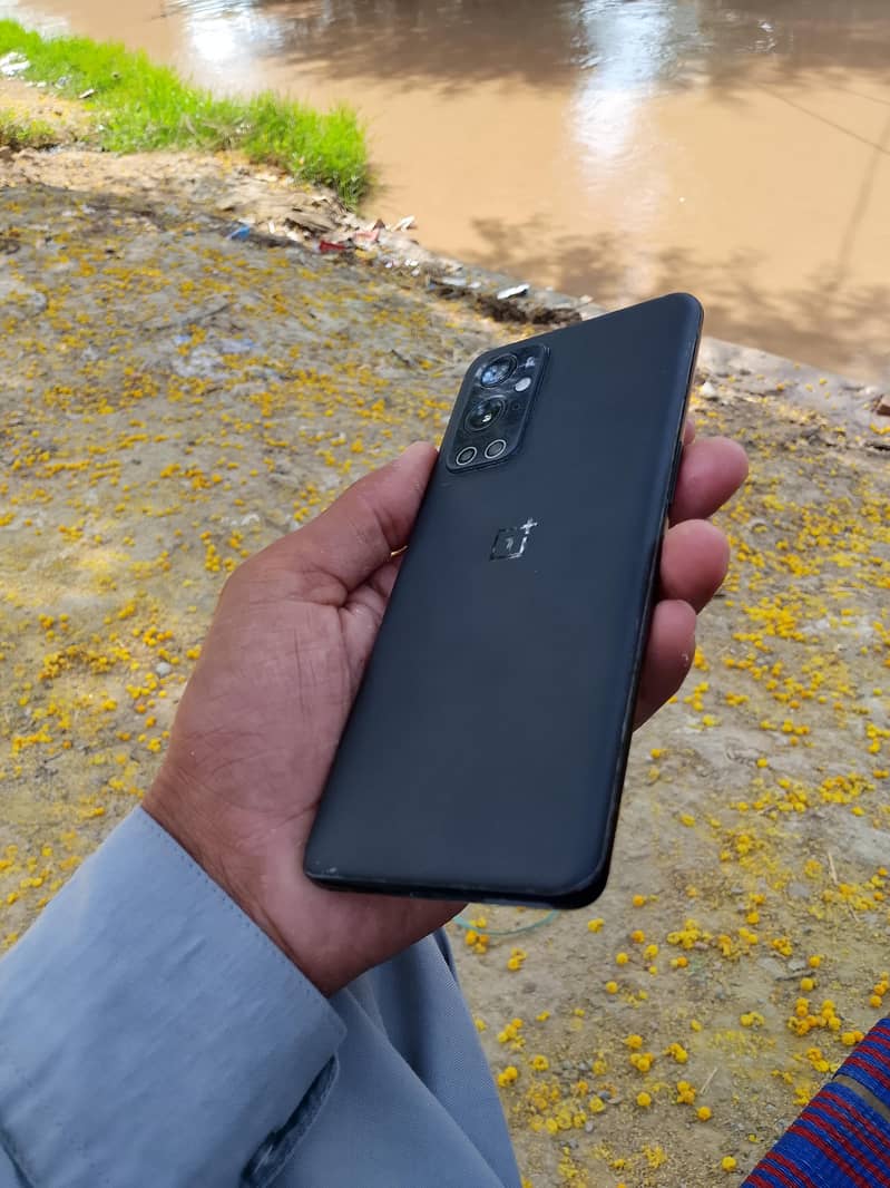 oneplus 9 pro 5g 4
