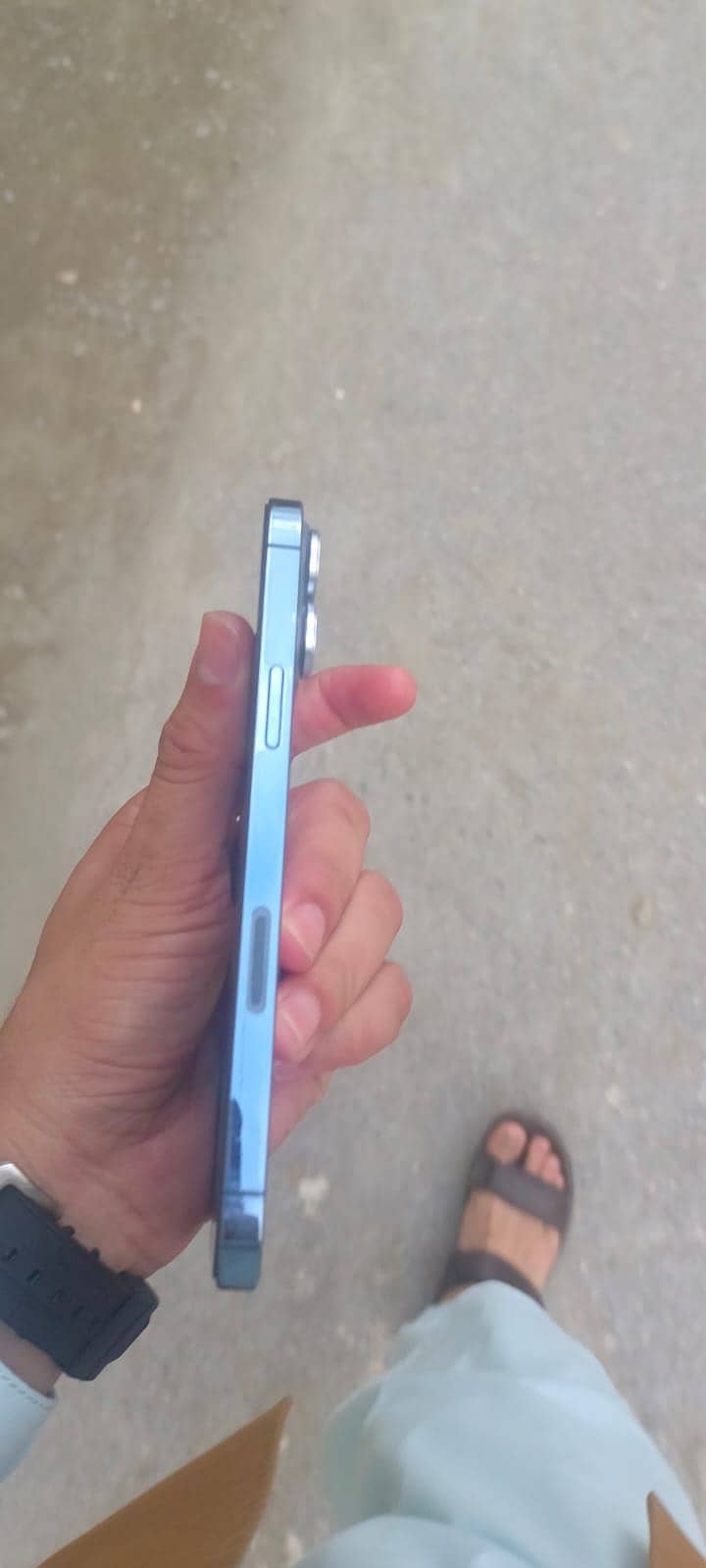 Apple iPhone 13 Pro Max 2