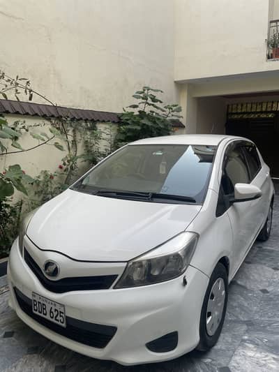 Toyota Vitz 2012