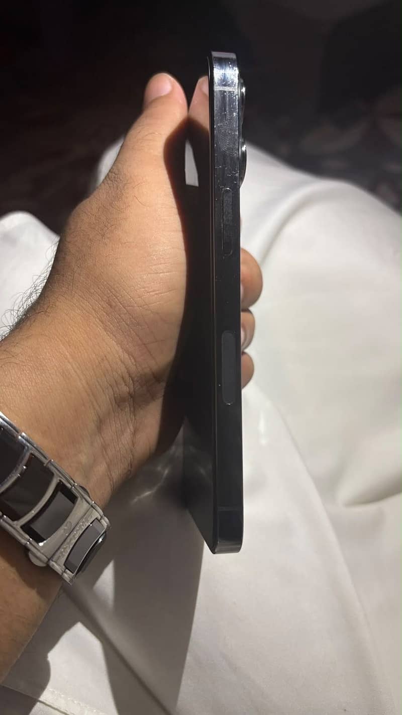 Apple iPhone 13 Pro jv 9