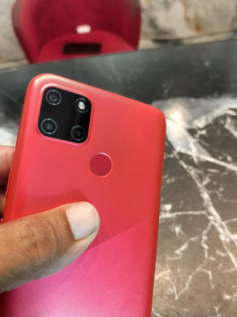 Realme C12 3