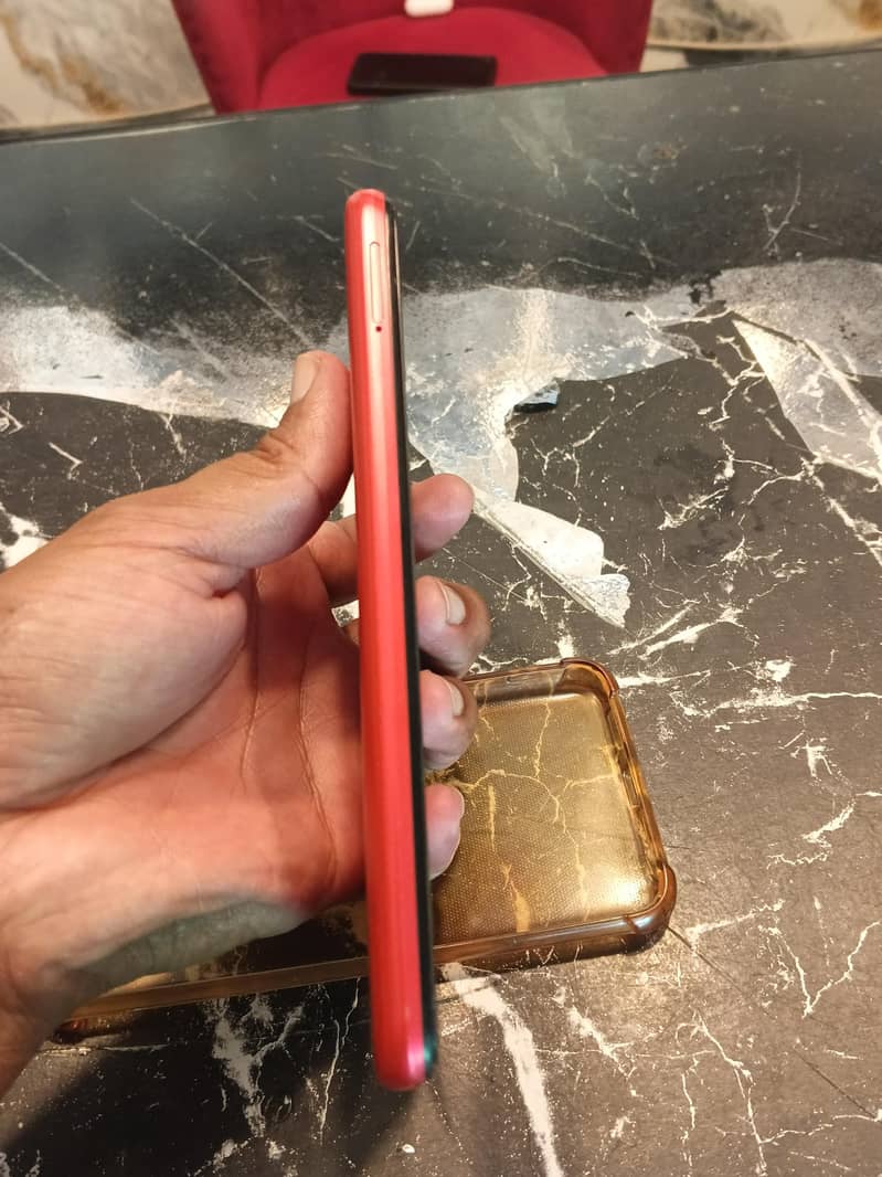 Realme C12 4