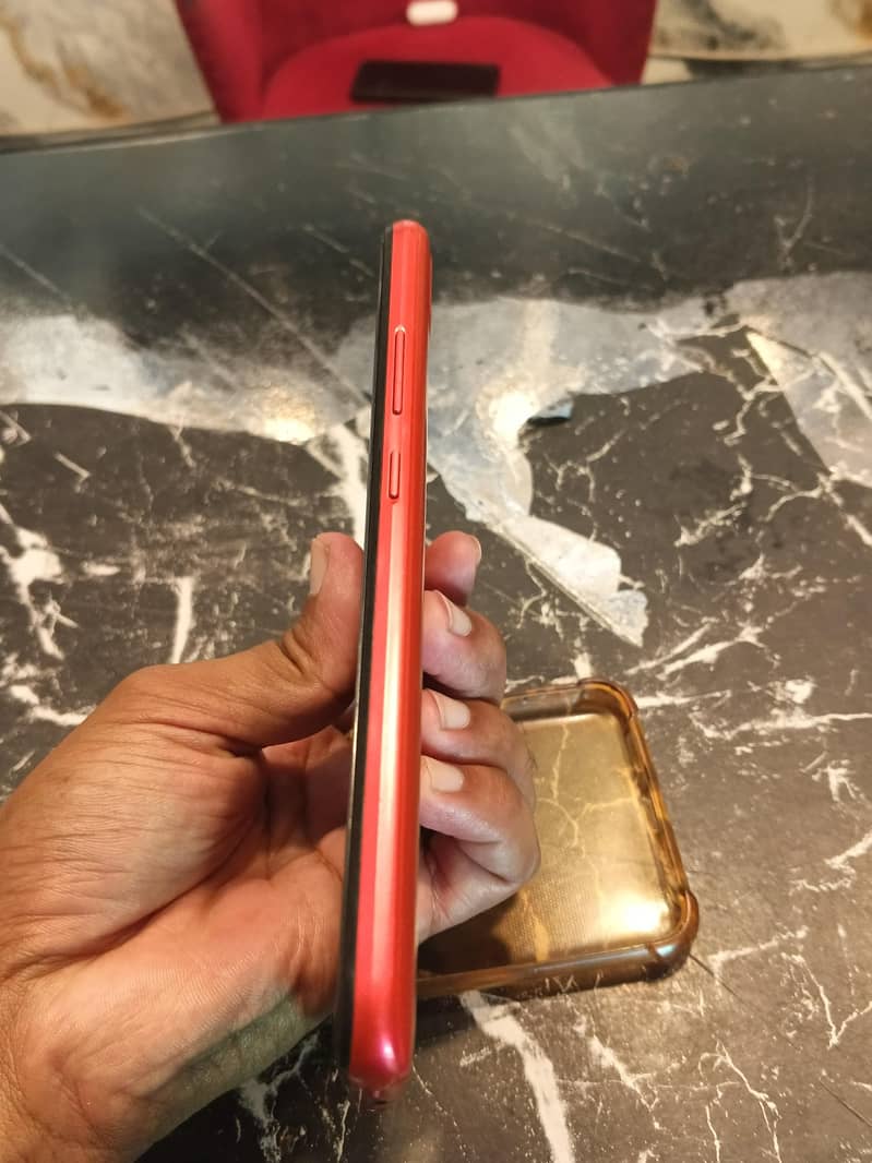 Realme C12 8