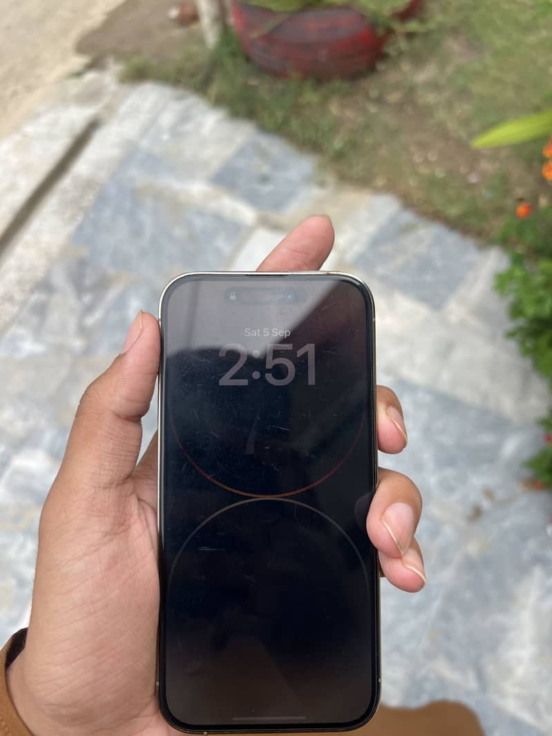 Iphone 14 pro 1