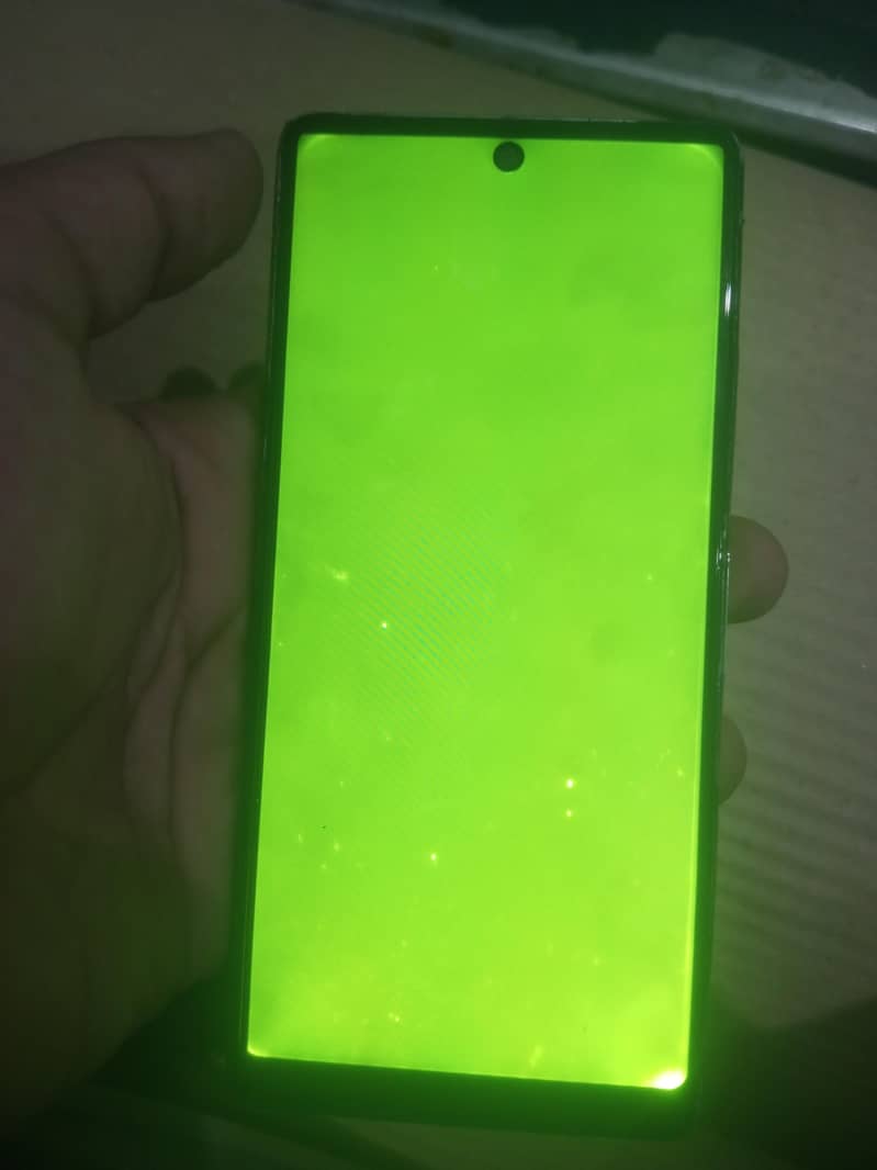 Google Pixel 7 panel 4