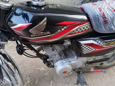 urgent sell Honda cg 125 2024 ke 7 month ki bike demand 179999