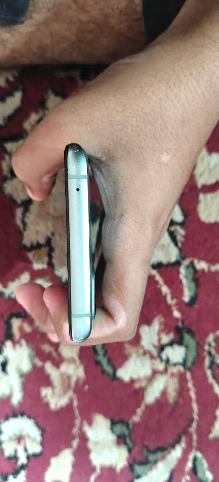 One Plus 9R 1