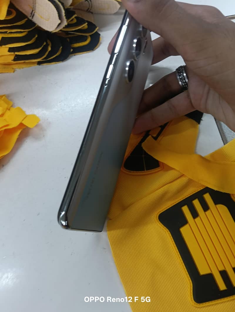 Tecno COAMON 40Pro* 2