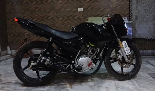 Yamaha YBR-125  sports modified