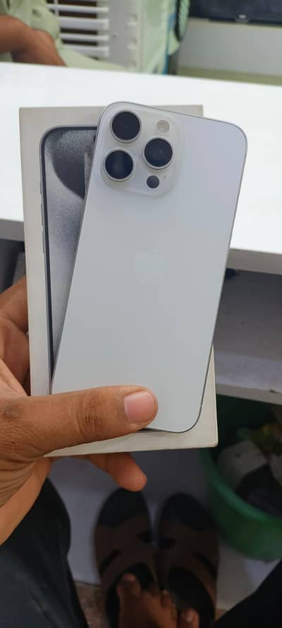 Apple iPhone 15 Pro Max