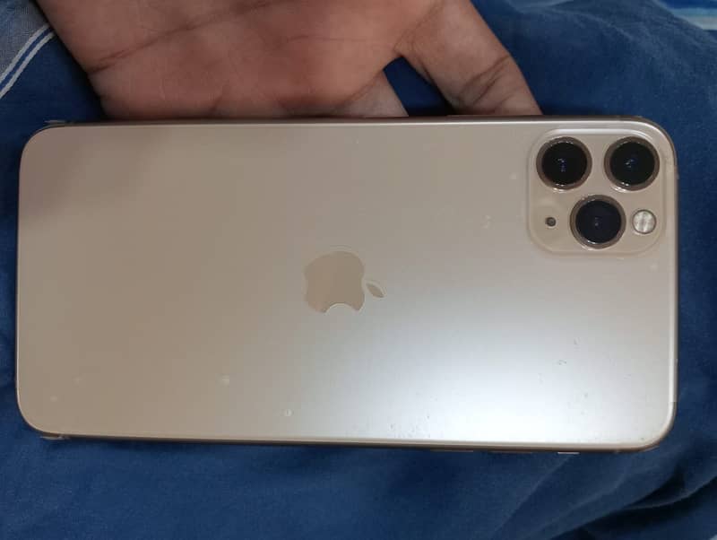 Apple iPhone 11 Pro Max 1