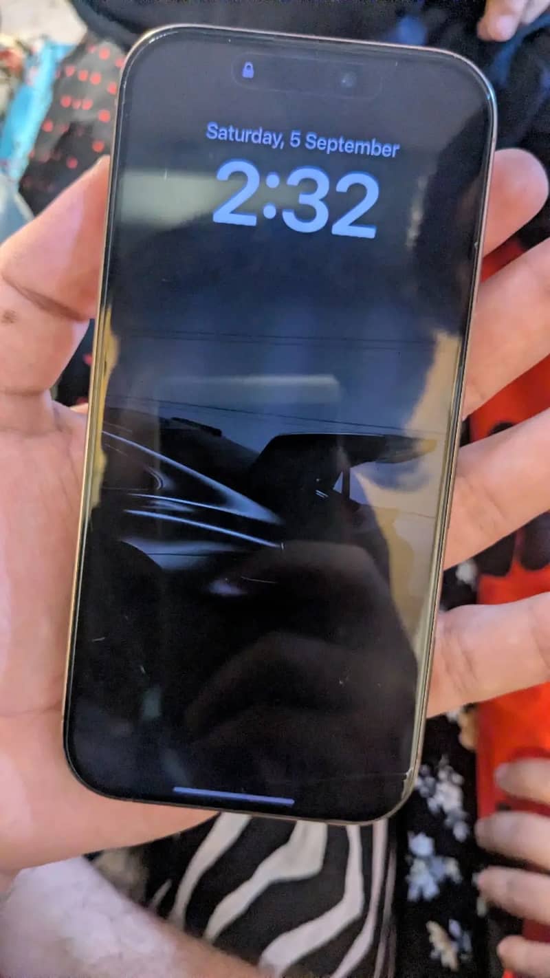 Iphone 16 pro 1