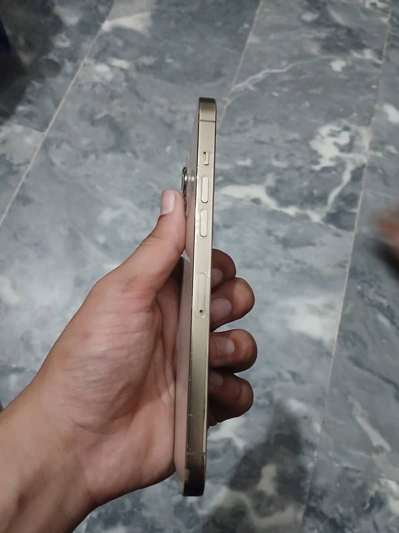iPhone 12 pro max jv 5
