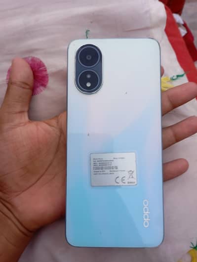 OPPO A18