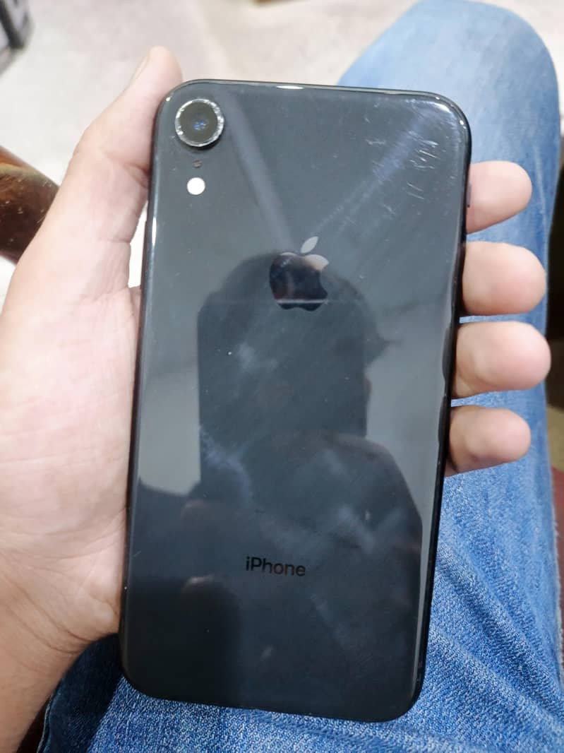 Apple iPhone XR 1
