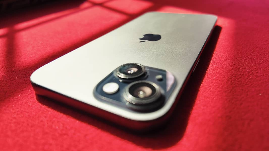 Apple iPhone 15 plus 1