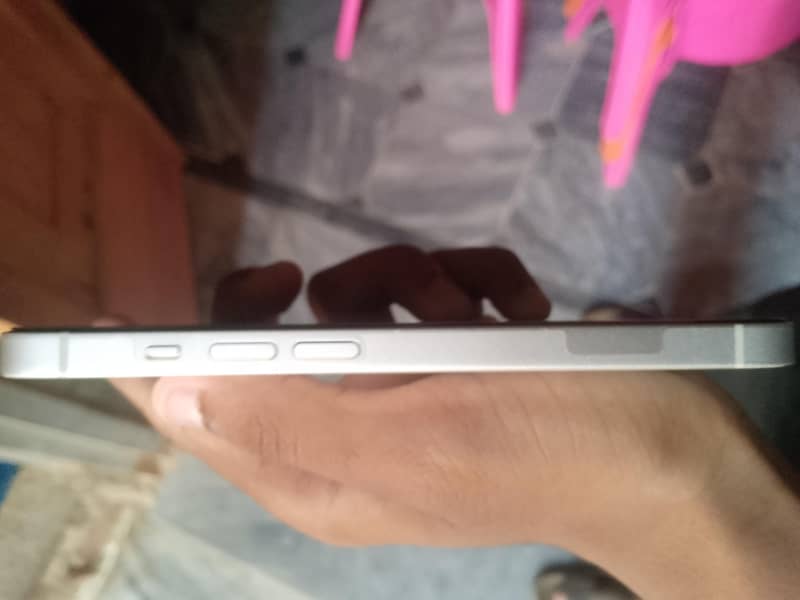 Apple iPhone 14 2