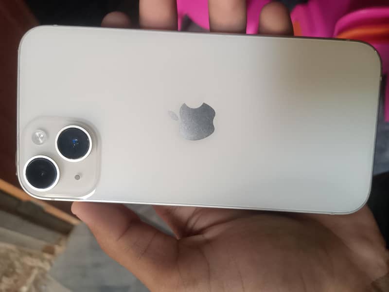 Apple iPhone 14 3