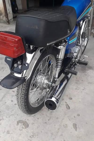 Honda 125 cg bike urgent for sale WhatsApp 0320=73=59=881