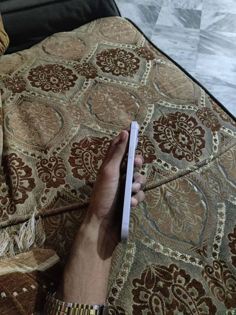Apple iPhone 14 plus 2