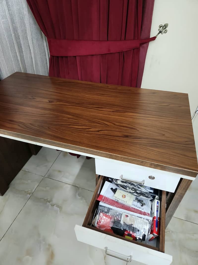 Study/Office table 2
