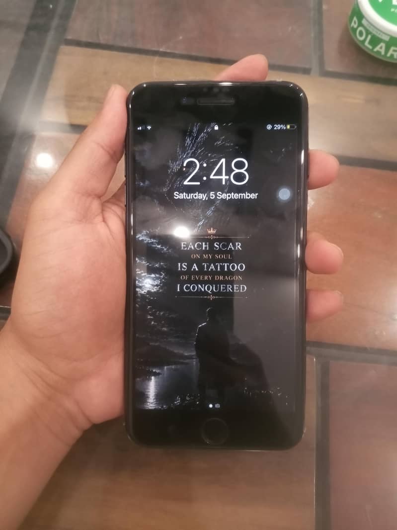 Apple iPhone 7 Plus 1