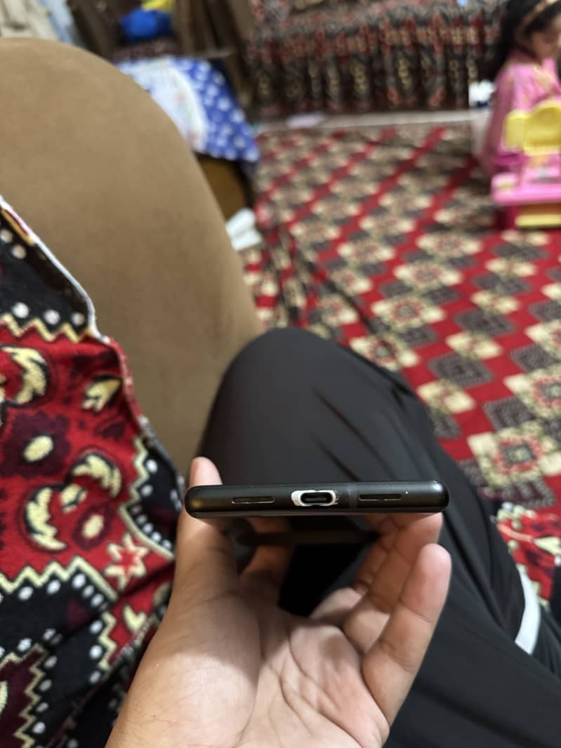 Google Pixel 6 5