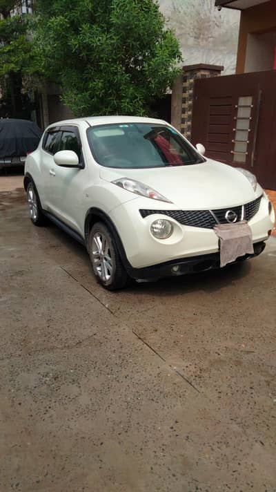 Nissan Juke 2010 total genion with brand new condition
