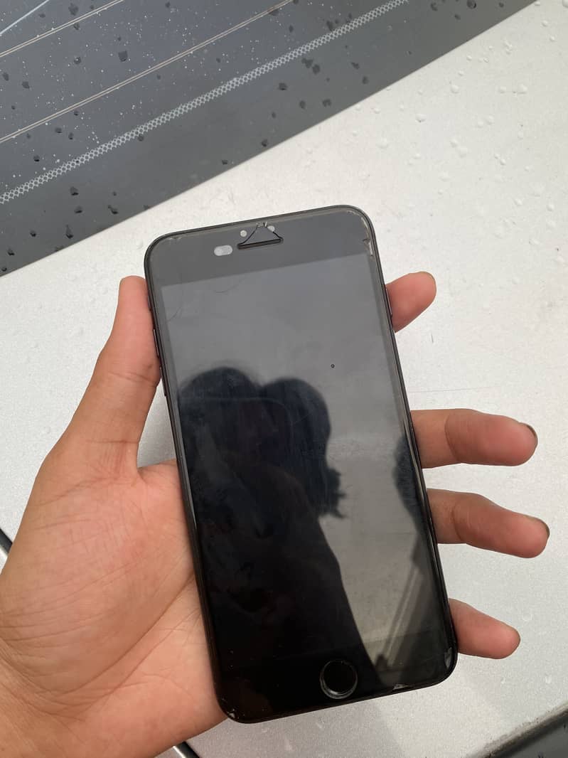 Apple iPhone 7 Plus 4