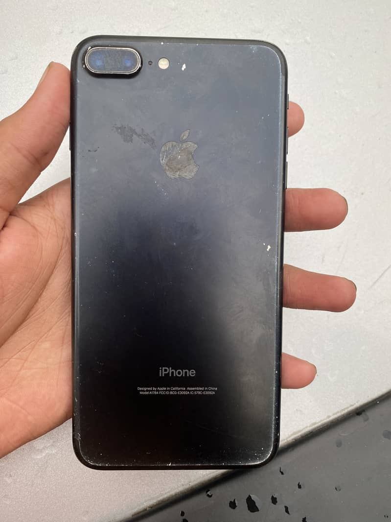 Apple iPhone 7 Plus 5