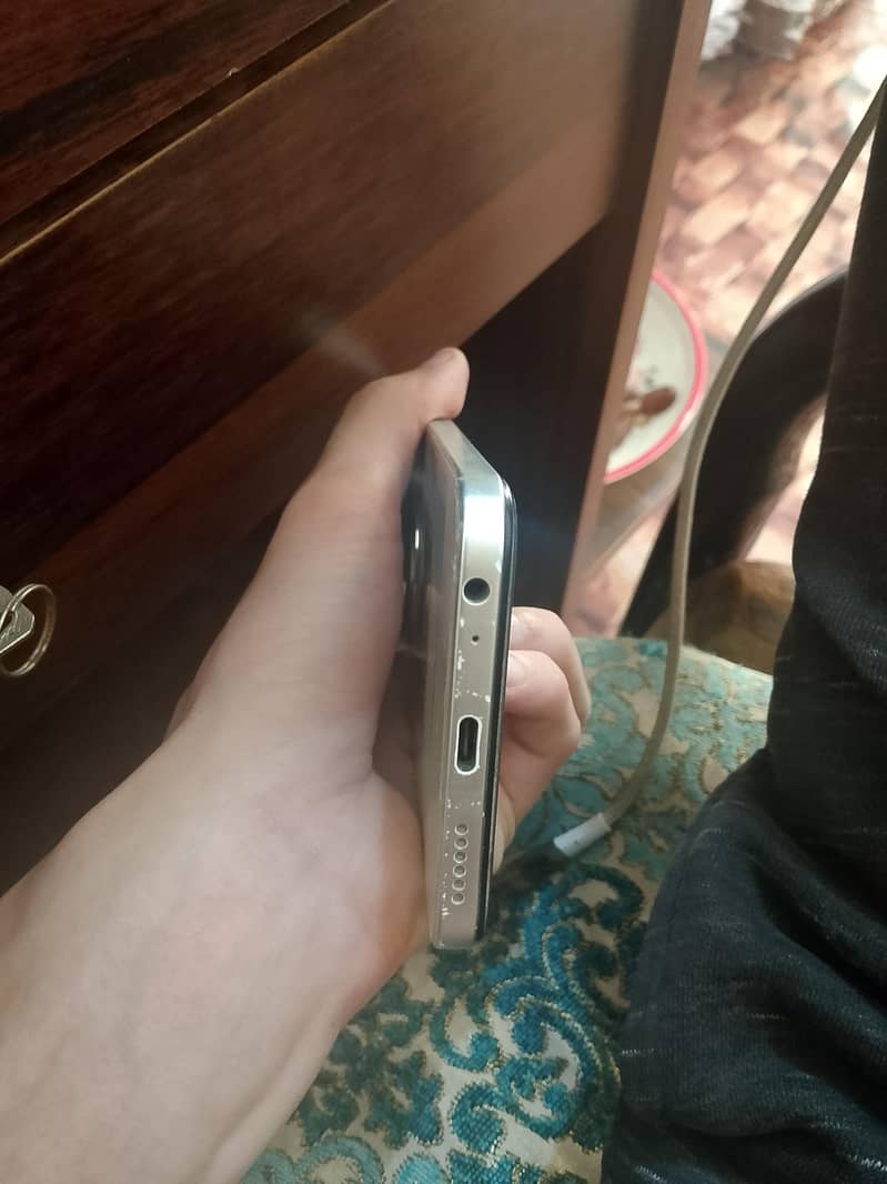Tecno SPARK 30C 1