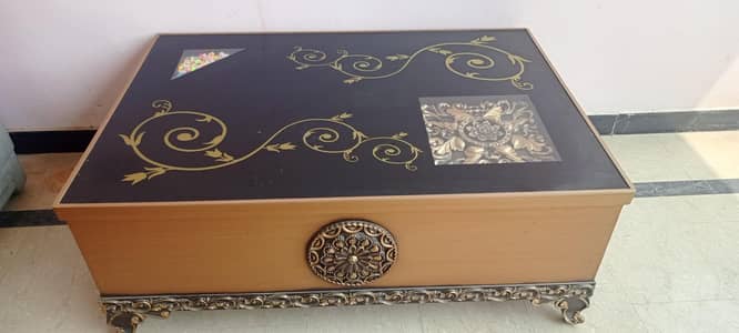 for sale drawing room table urgent sale 2.9 feet long 4 feet widthbig.