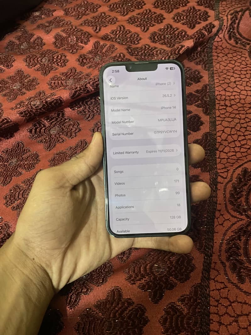 Apple iPhone 14 3
