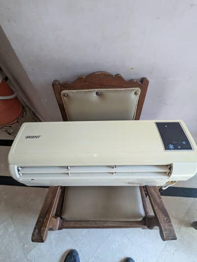 orient 1 ton split ac good condition