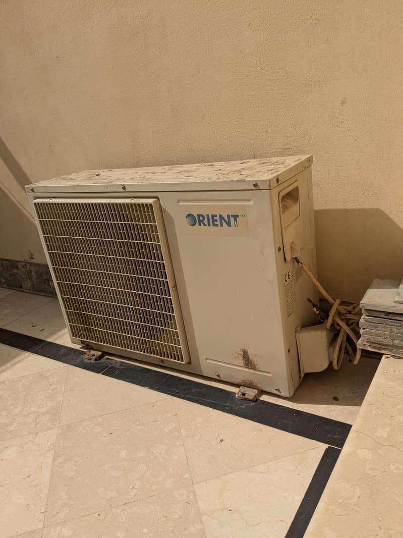 orient 1 ton split ac good condition 8