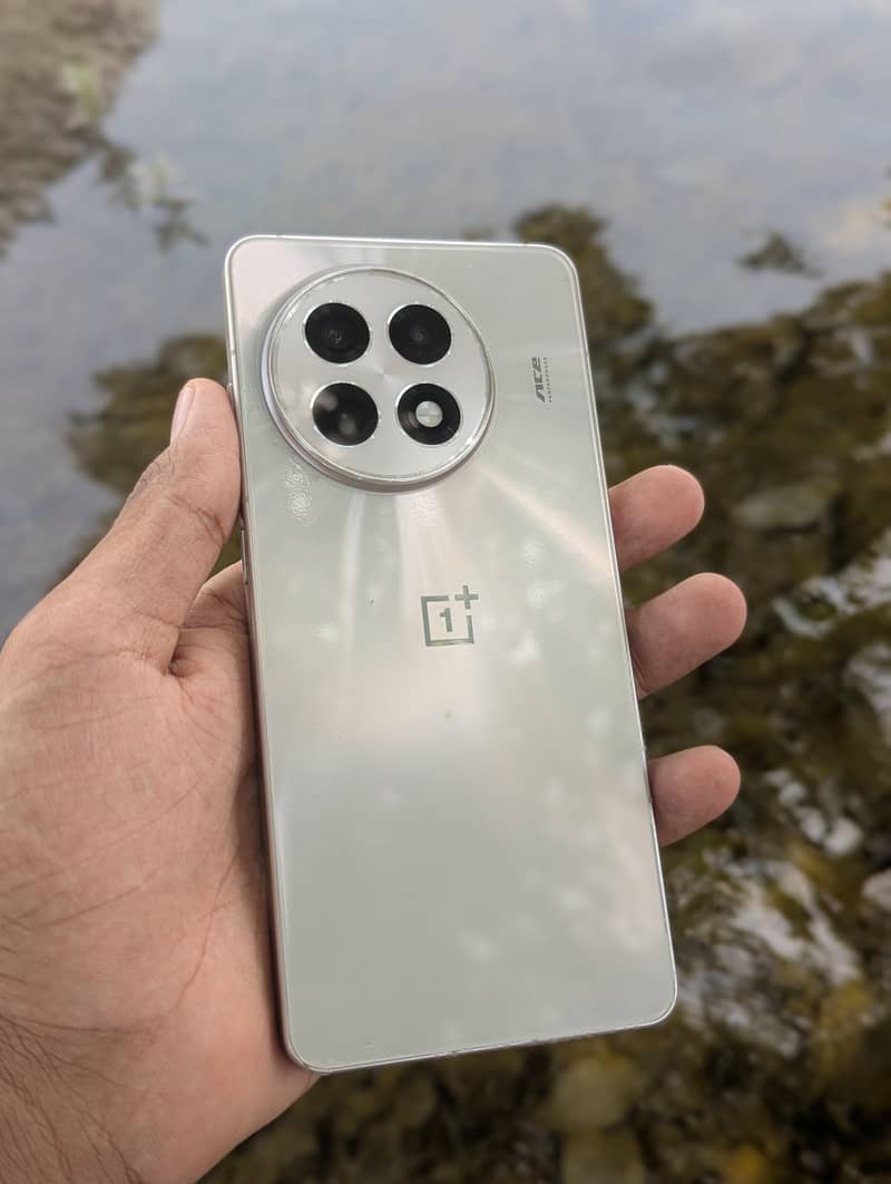 OnePlus Ace5 12/256 0