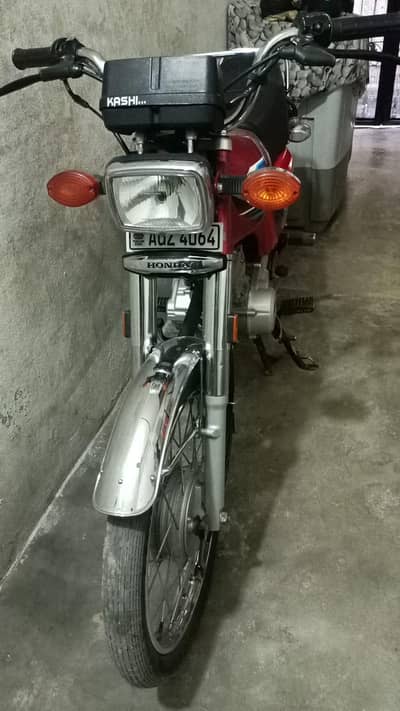 honda 125 2024 model red color