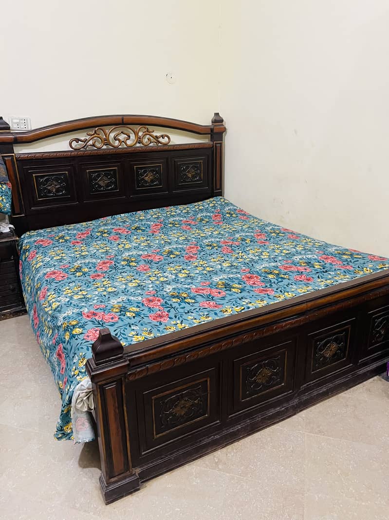 Double Bed 0