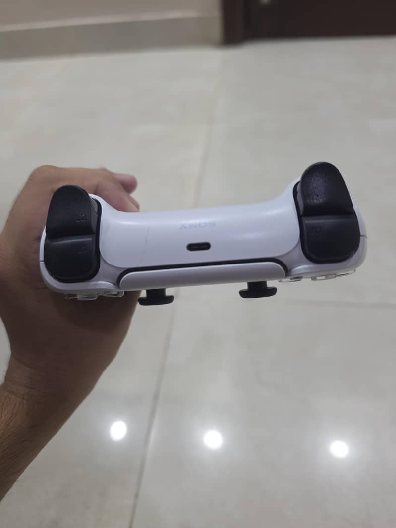 PS5 controller used 1