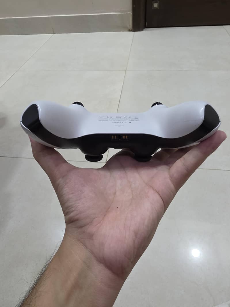 PS5 controller used 4