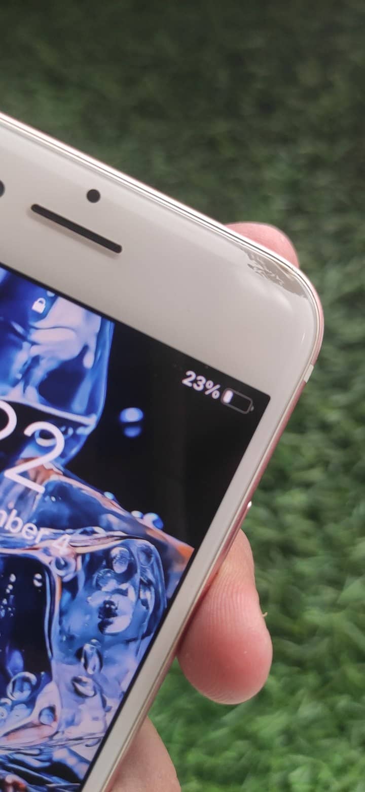 Apple iPhone 7 2