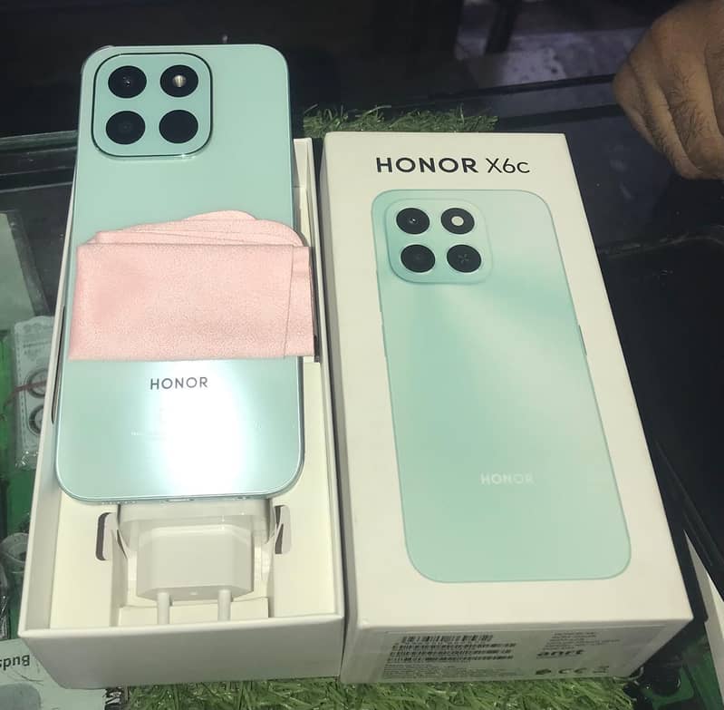 Honor x6c 1