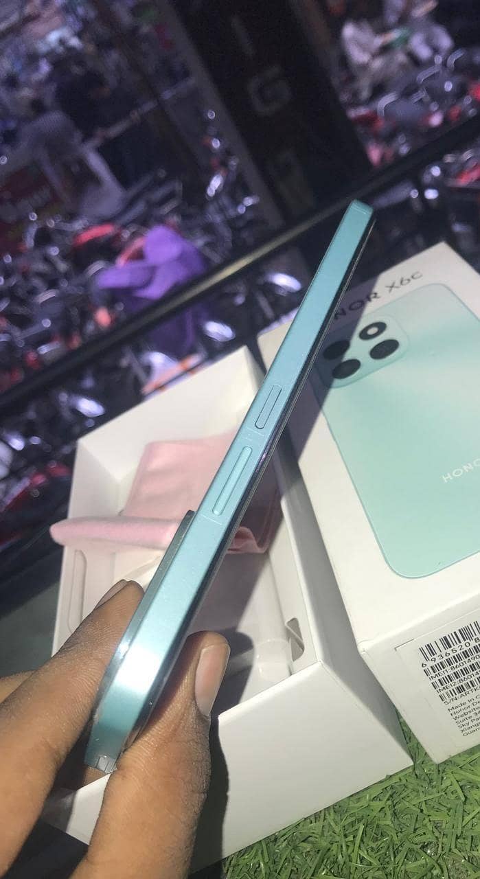 Honor x6c 3