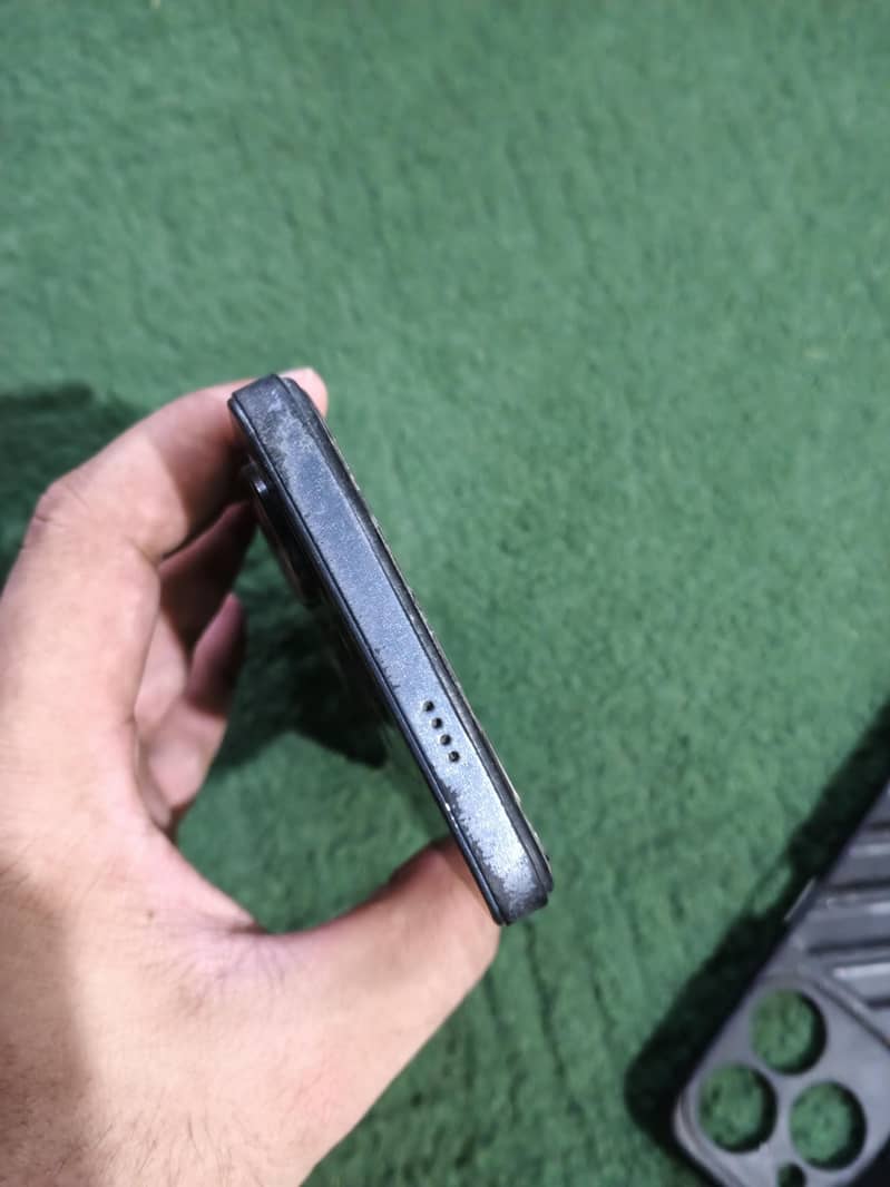 Tecno Spark Go 1