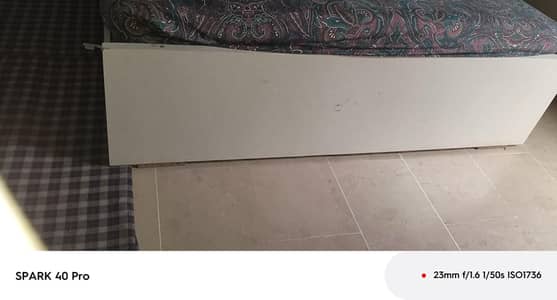 Bed With Matters Wardrobe  dressing Table And Divder