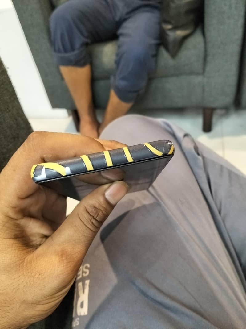 Google Pixel 7a 5