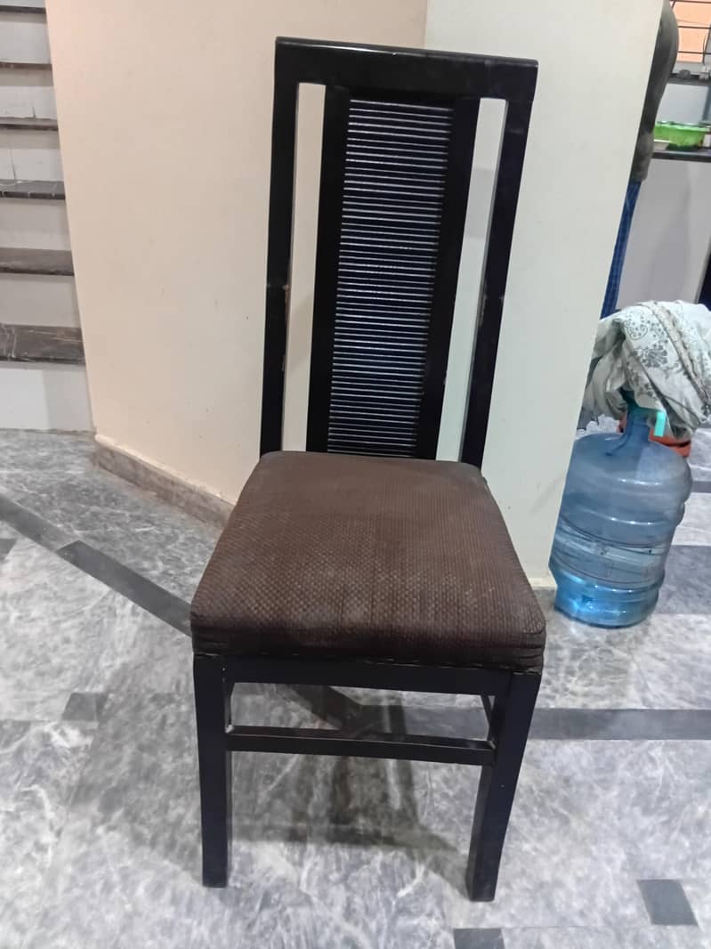 Dinning Table 0