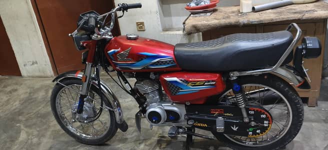 CG 125 FOR SALE 03154893204